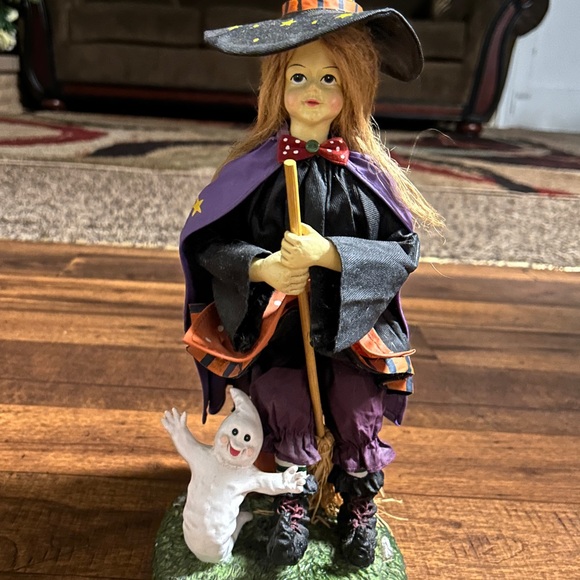 Clothique • Vintage • Fabric Mache • Halloween Witch • Ghost/Pumpkin • Figure - Picture 2 of 10